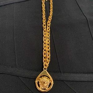 GENTLY WORN 100% AUTHENTIC VERSACE WOMANS NECKLACE